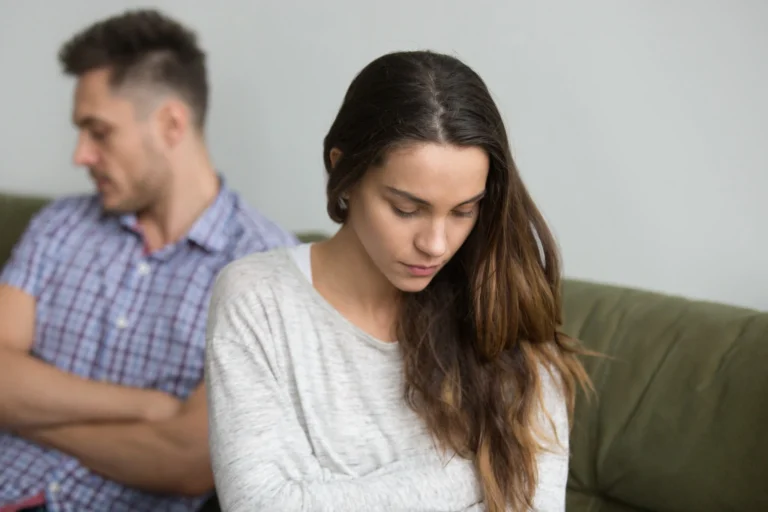 Cómo reconocer la distancia emocional en la pareja